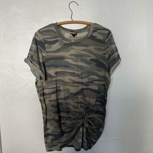 Torrid Camouflage T-Shirt with knot